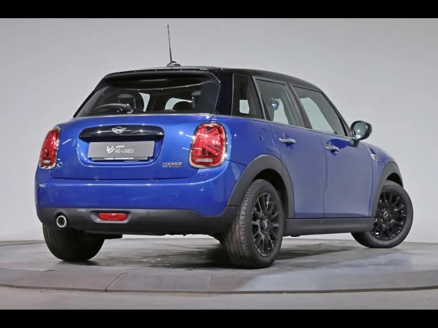 MINI Cooper Hatch 5 portes Blauw - 2