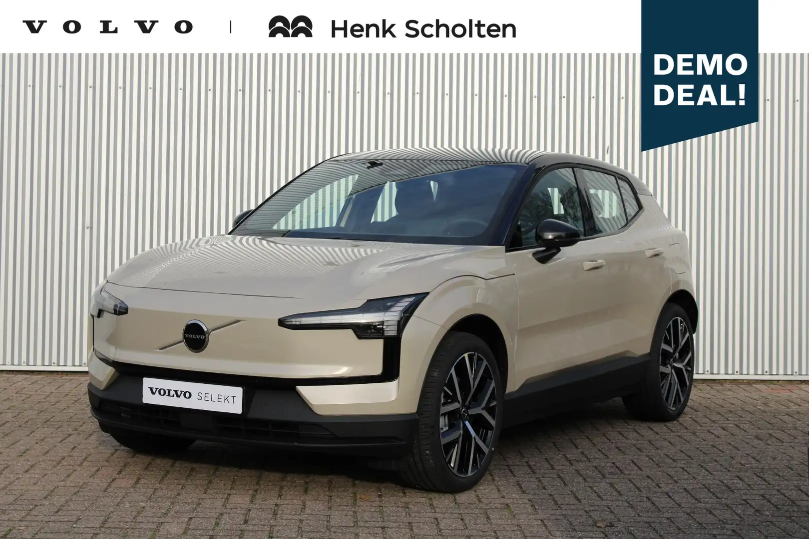 Volvo EX30 Single Motor Extended Range Plus Europa | Achterui Brun - 1