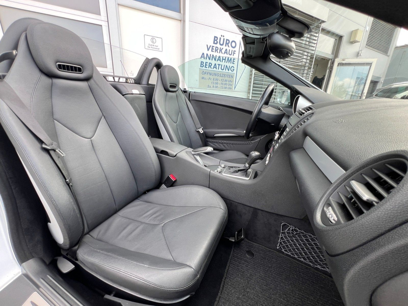 Mercedes-Benz SLK 200 Kompressor Aut. SCHECKH. SHZ LEDER PDC — photo 9