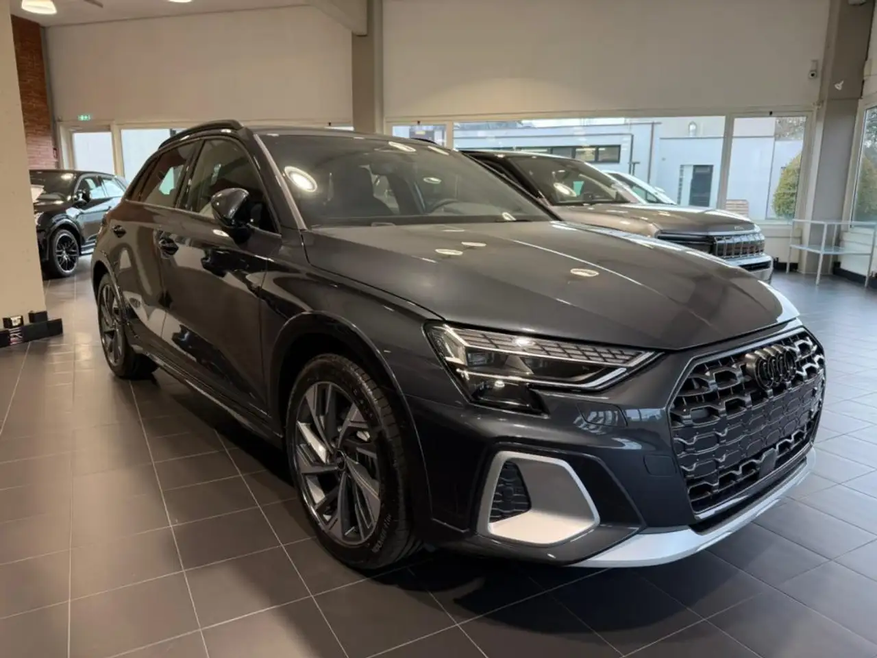 Audi A3 allstreet TDI S tronic Business Advanced MATRIX 6