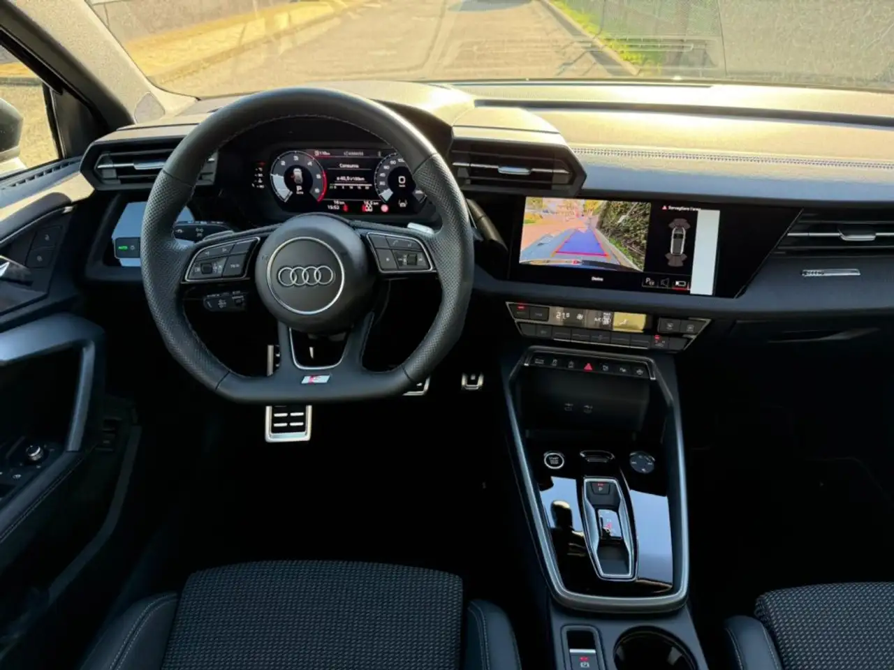 Audi A3 allstreet TDI S tronic Business Advanced MATRIX 12