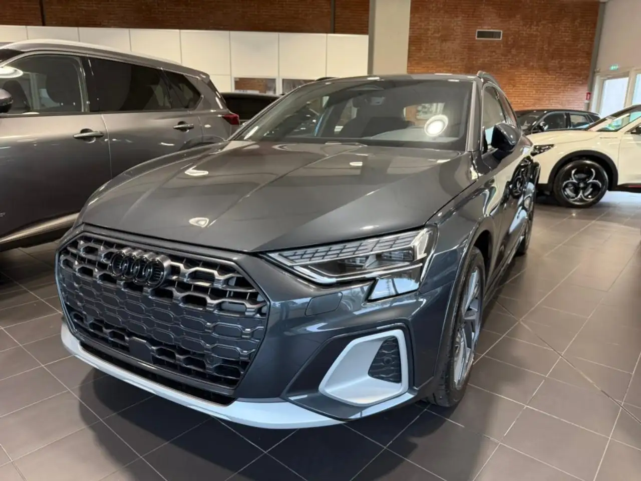 Audi A3 allstreet TDI S tronic Business Advanced MATRIX 3