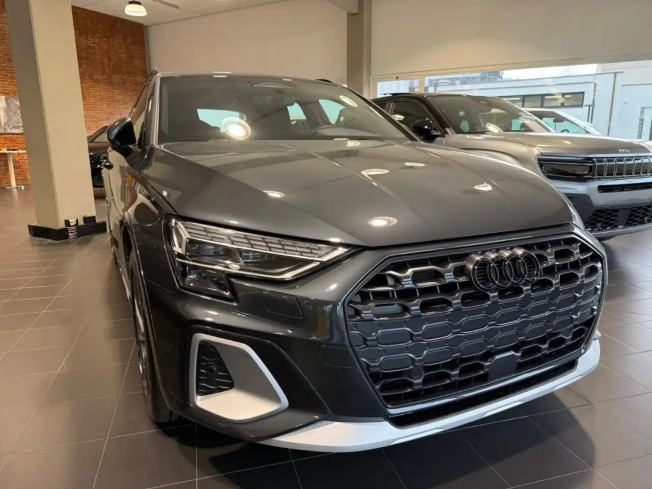 Audi A3 allstreet TDI S tronic Business Advanced MATRIX 5