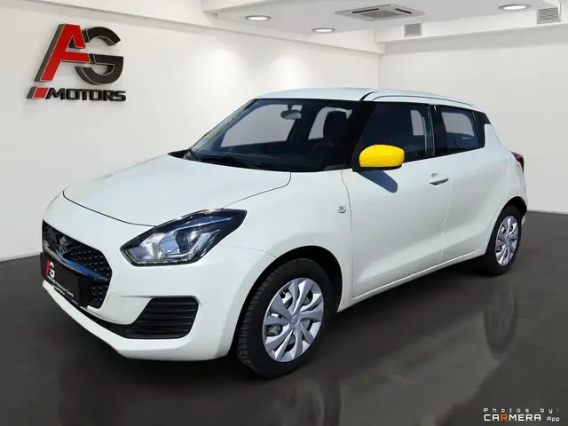 Suzuki Swift 1,2 Hybrid DualJet Clear