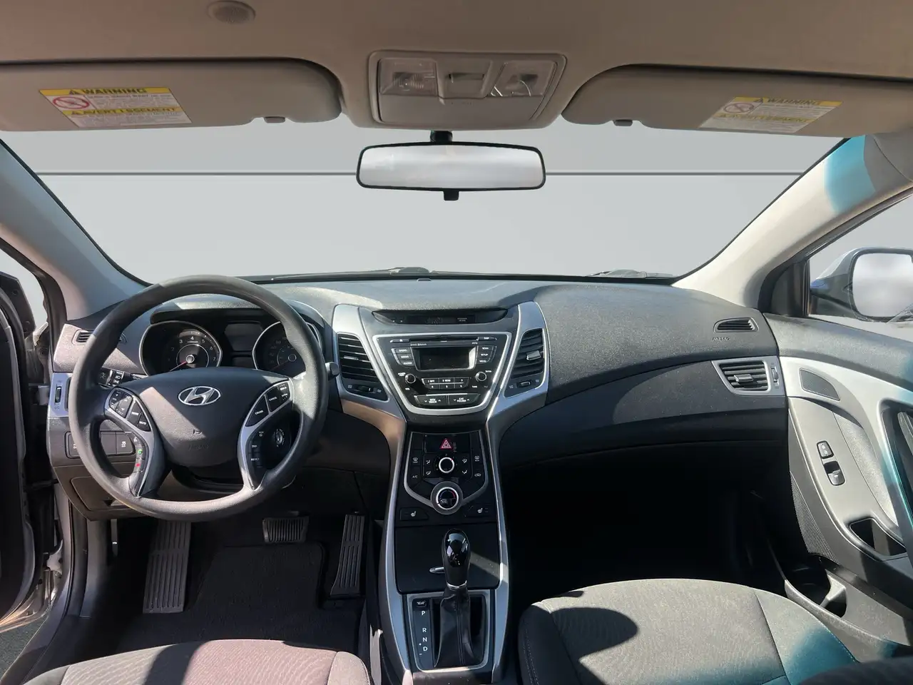 Hyundai ELANTRA снимка Hyundai ELANTRA