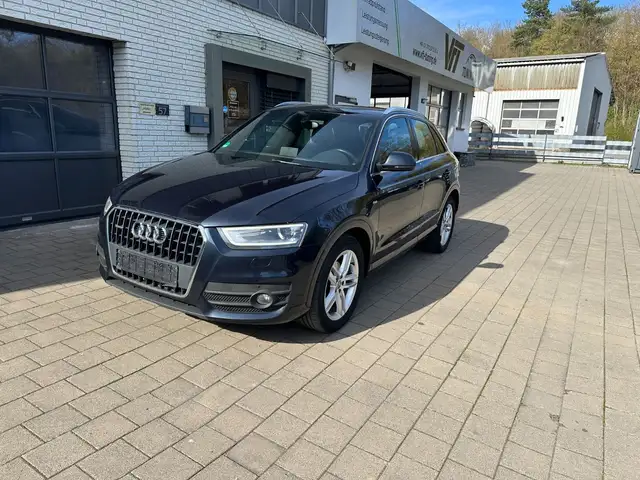 Audi Q3 TDI quattro S-Line/Navi/Temapomat/PDC/