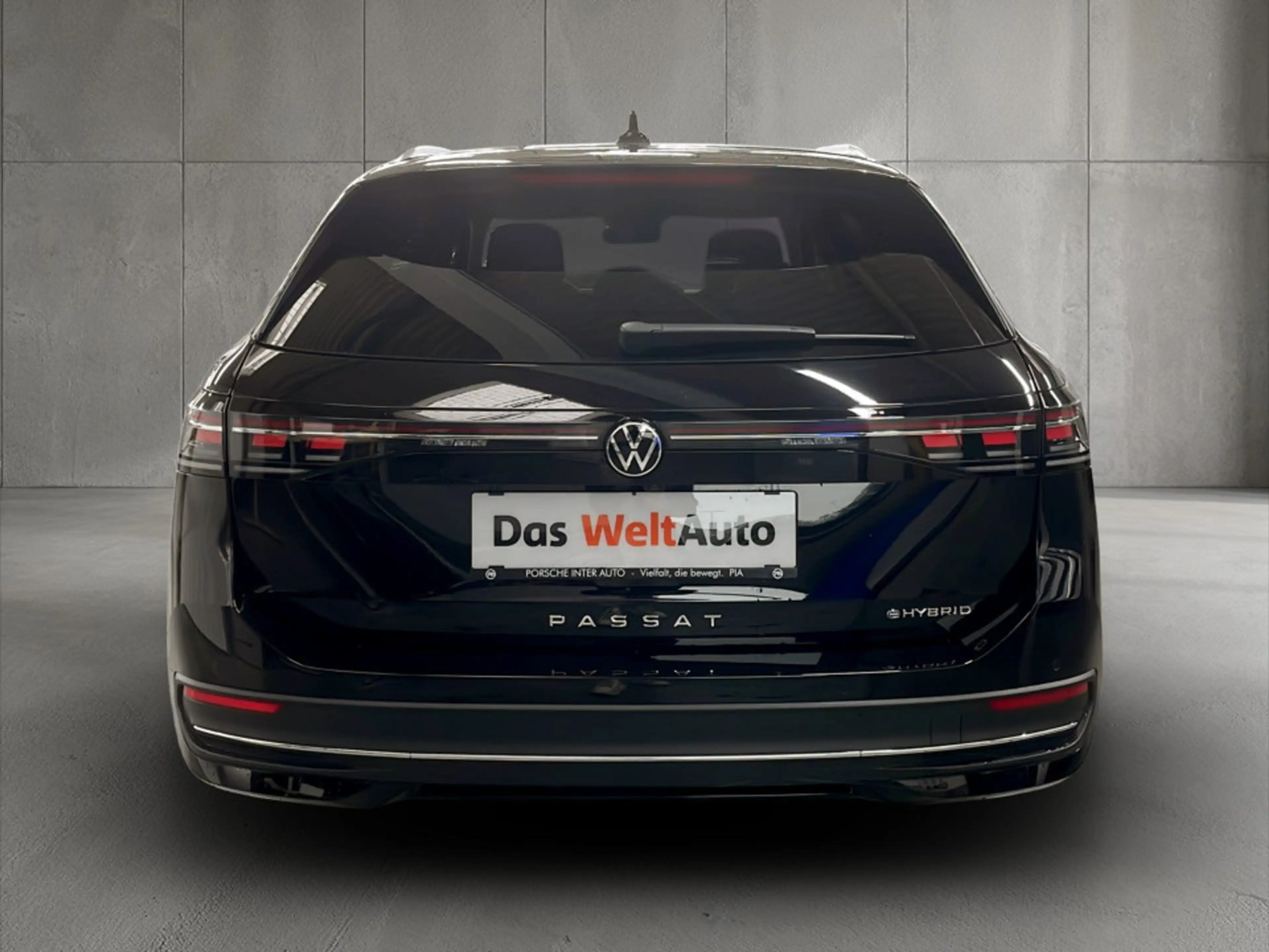 Volkswagen Passat Variant Business eHybrid 150kW — photo 6