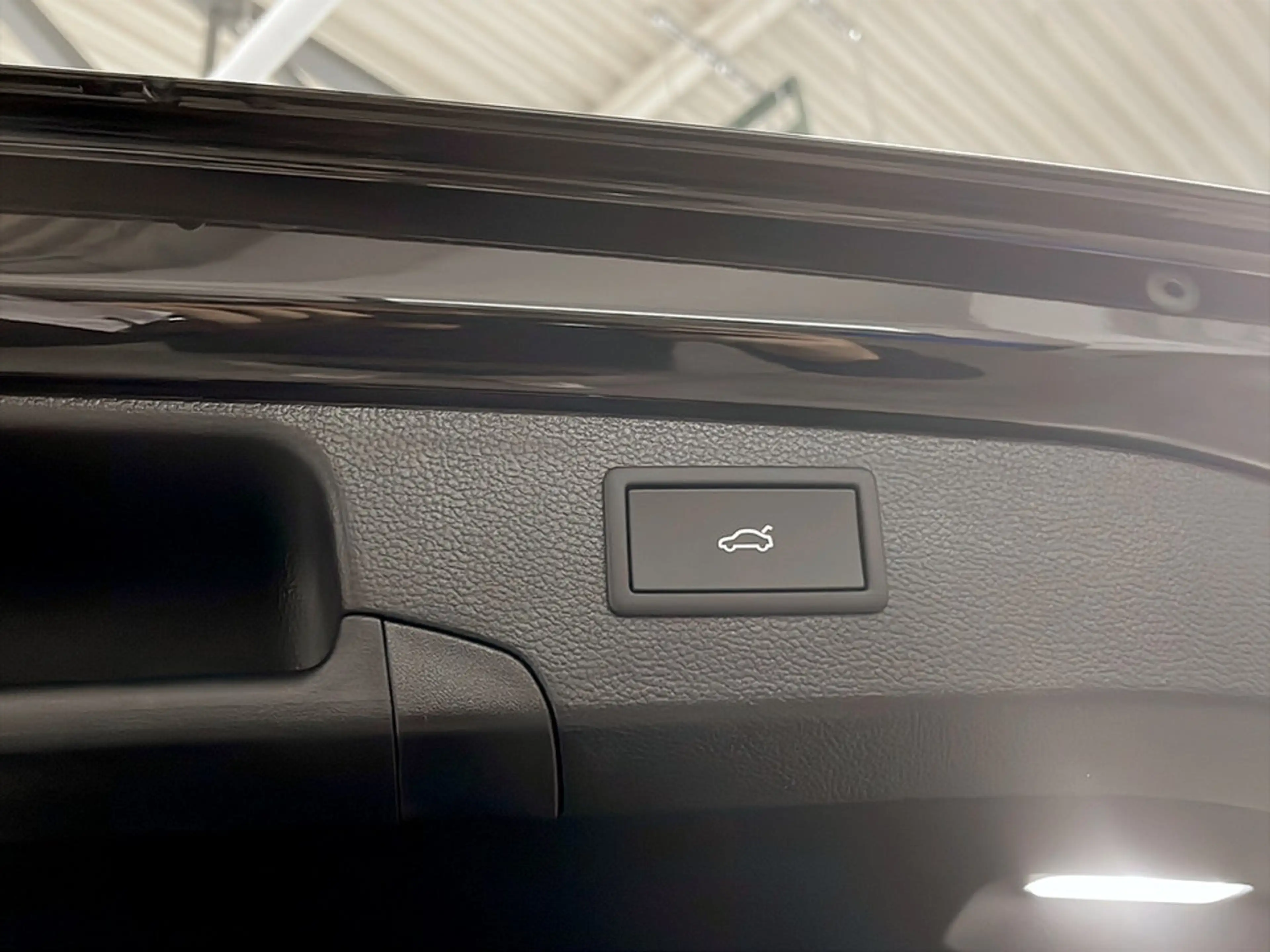 Volkswagen Passat Variant Business eHybrid 150kW — photo 8
