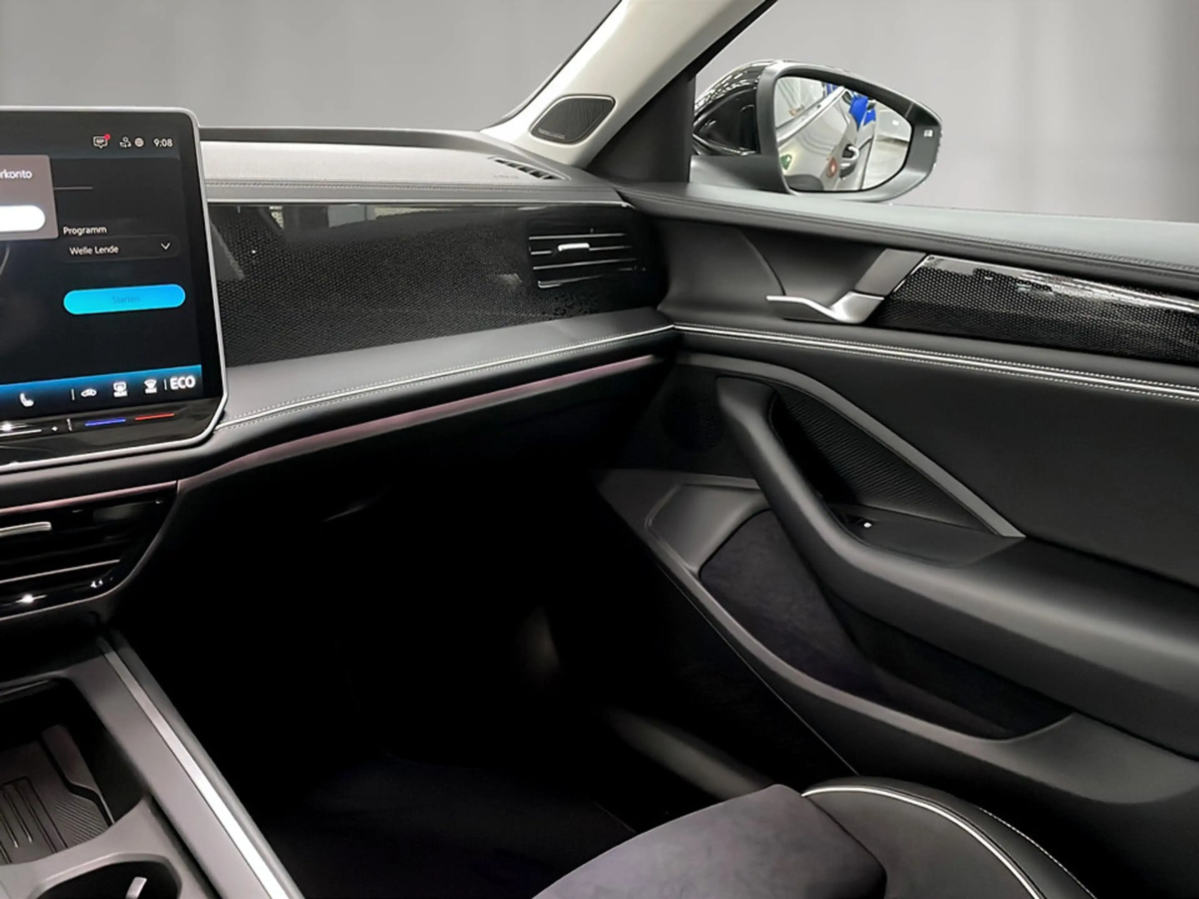 Volkswagen Passat Variant Business eHybrid 150kW — photo 15