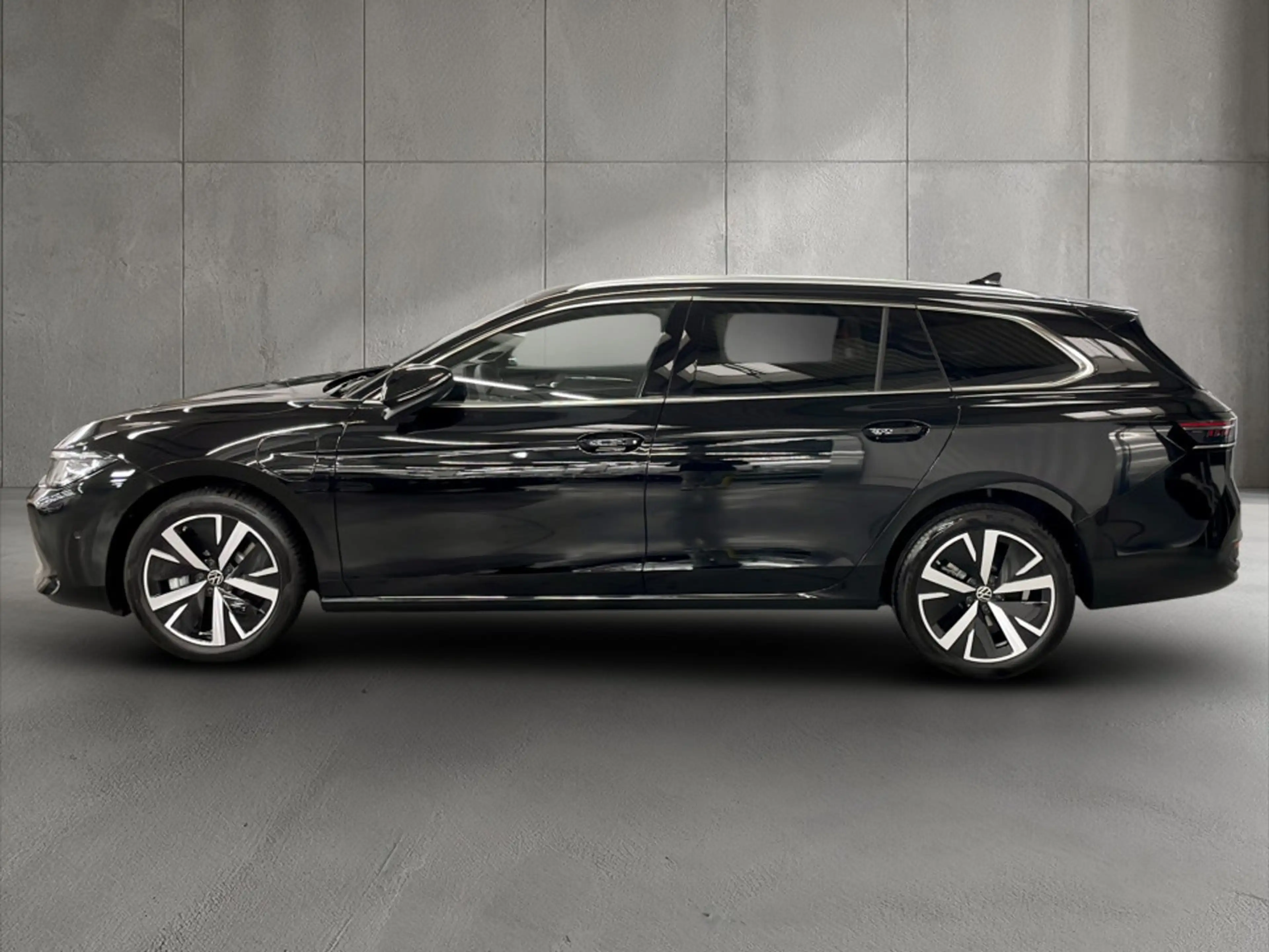 Volkswagen Passat Variant Business eHybrid 150kW — photo 5