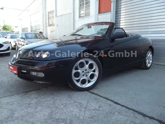 Alfa Romeo Spider 2,0i pininfarina