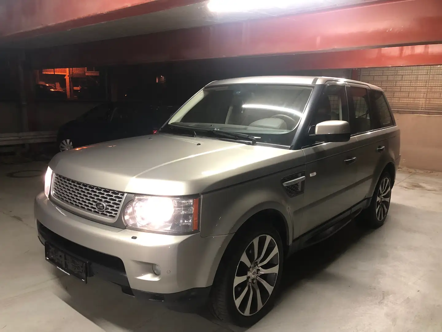 Land Rover Range Rover Sport V6 Autobiography+Vollausstattung+20 Zoll+Standhez. Beżowy - 2