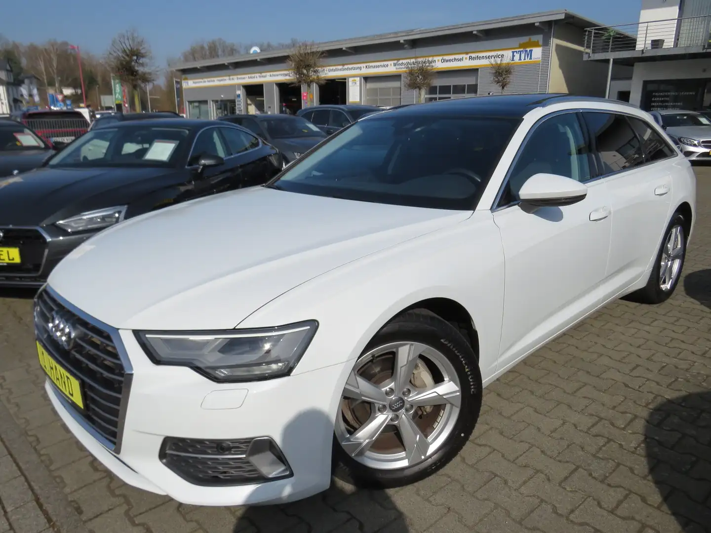 Audi A6 Avant 40TDI S-tronic sport *1.HAND *PANO *VOLL-LED Weiß - 1