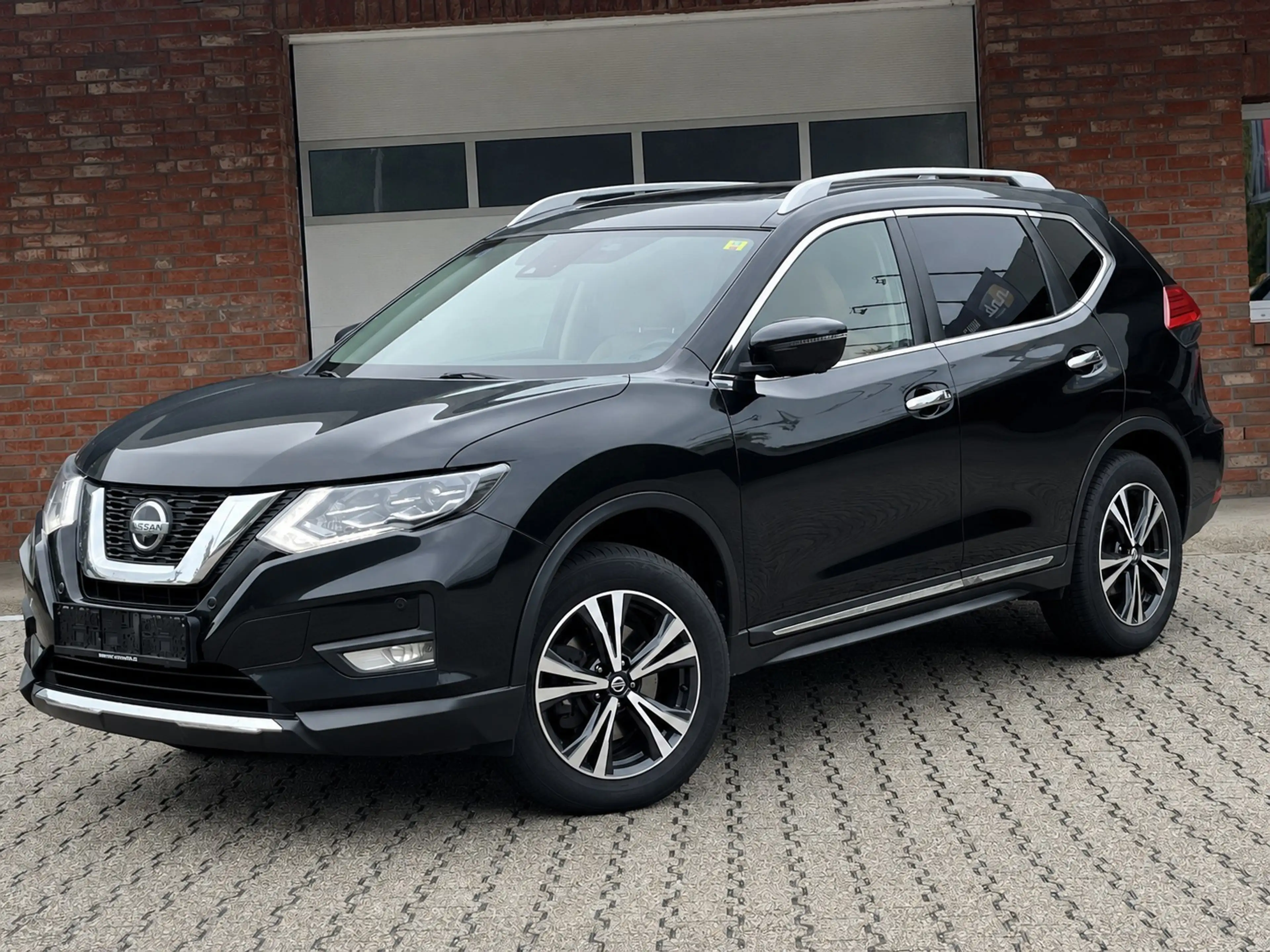 Nissan X-Trail 7-Sitze Tekna Kamera Panorama