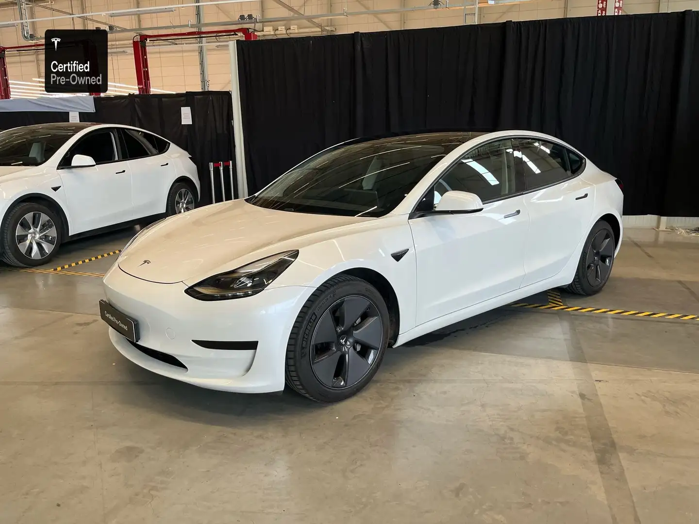 Tesla Model 3 Standard Range/Certified pre owned/Trekhaak Wit - 1