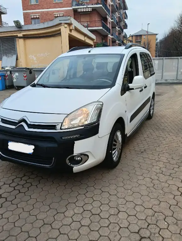 Citroen Berlingo 2015 из Европы — купить под ключ