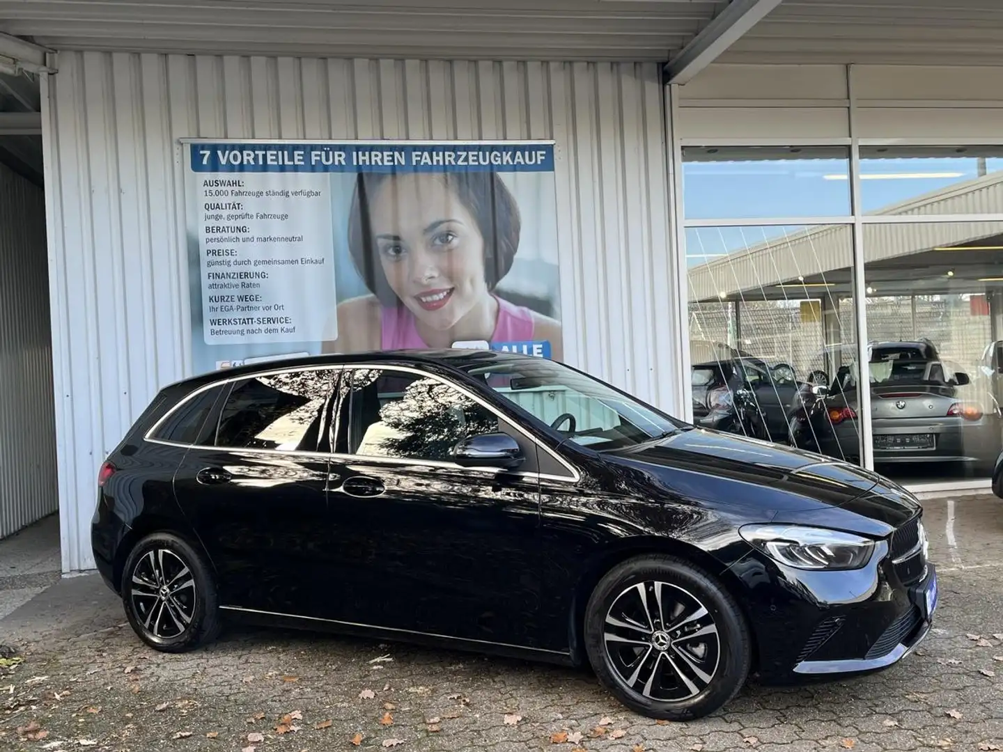 Mercedes-Benz B 180 7G-DCT Progressive Advanced*MBUX PREMIUM*SHZ*PTS*D Noir - 2