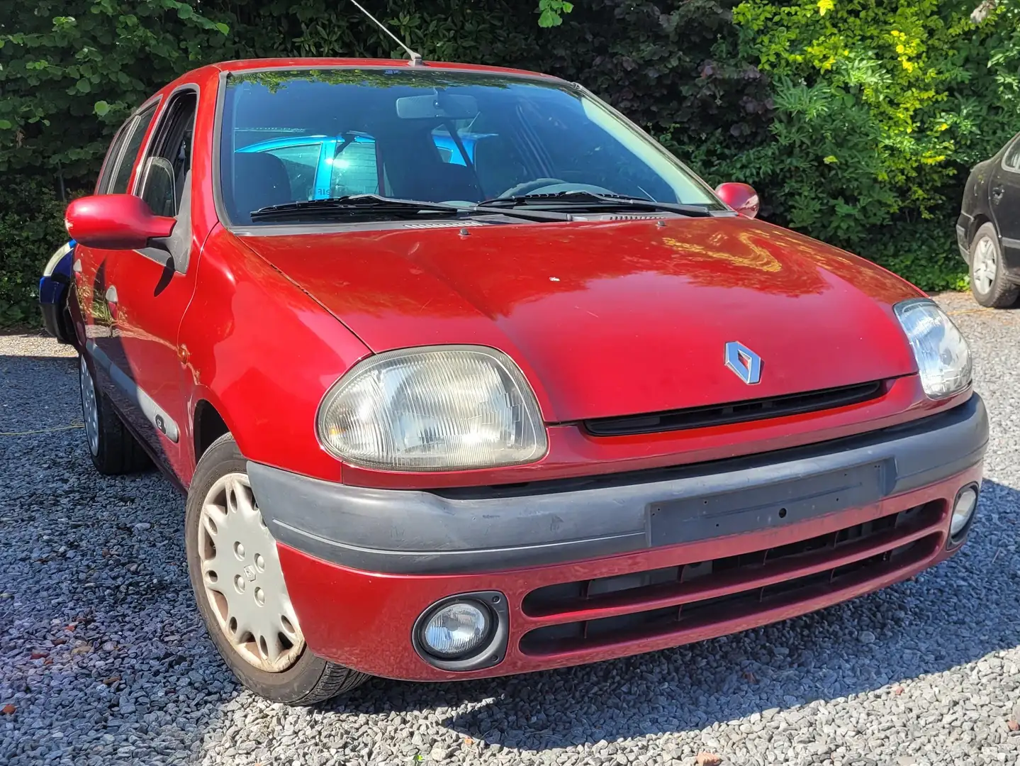 Renault Clio 1100cc benzine 169000km 5 deurs 2000 Rood - 1