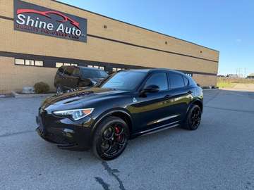 Quadrifoglio V6 TWIN TURBO 1 Owner Clean Carfax