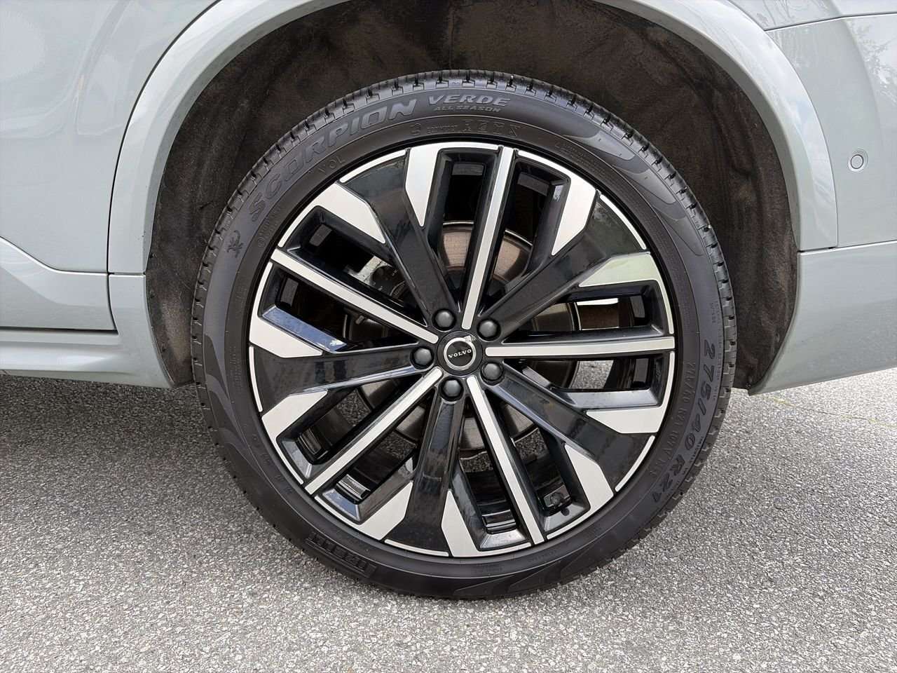 2026 Volvo XC90 B6 AWD Plus Dark Theme 7-Seater Local BC Unit | Ac thumb 18