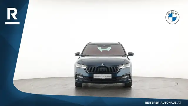 Skoda Octavia view 2