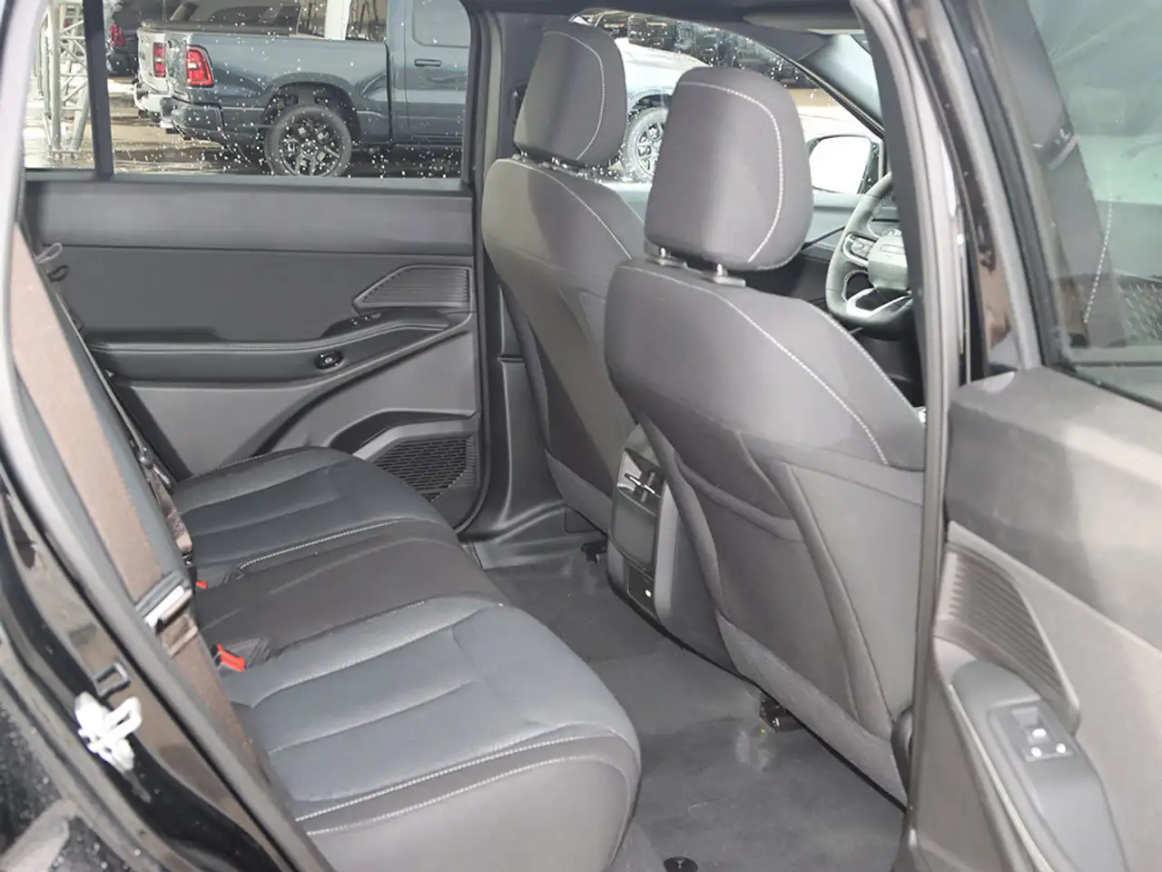 Jeep Cherokee снимка Jeep Cherokee