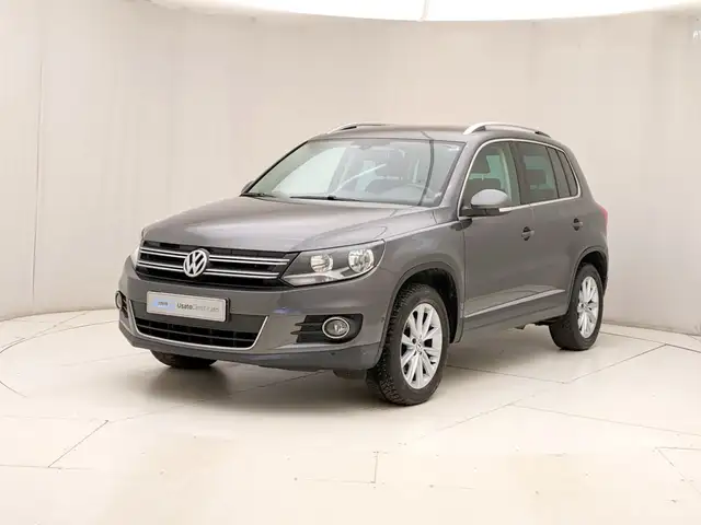 2016 Volkswagen Tiguan in Grey for sale