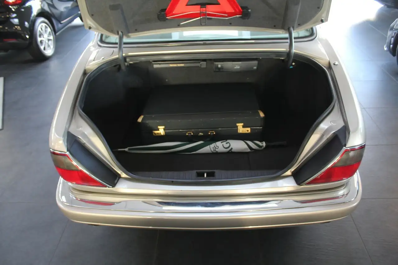Jaguar Daimler Six 4.0 Lang - Automatik - Schiebedach -, foto 6
