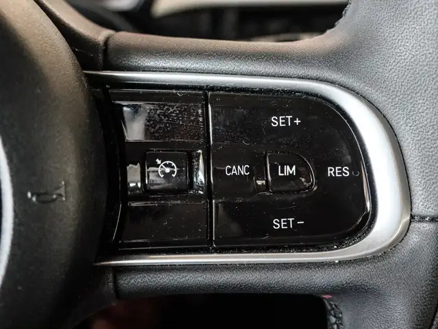 Fiat 500e view 14