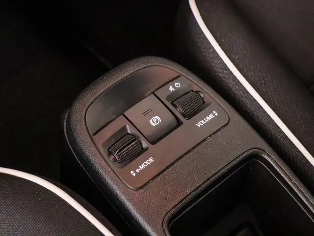 Fiat 500e view 10