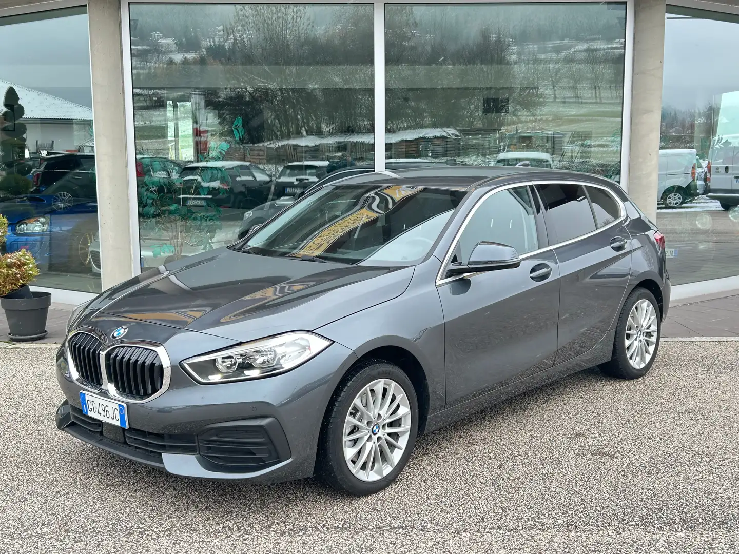 BMW 120 120d xdrive Advantage auto 4x4 "SOLI 30.000" Grigio - 1
