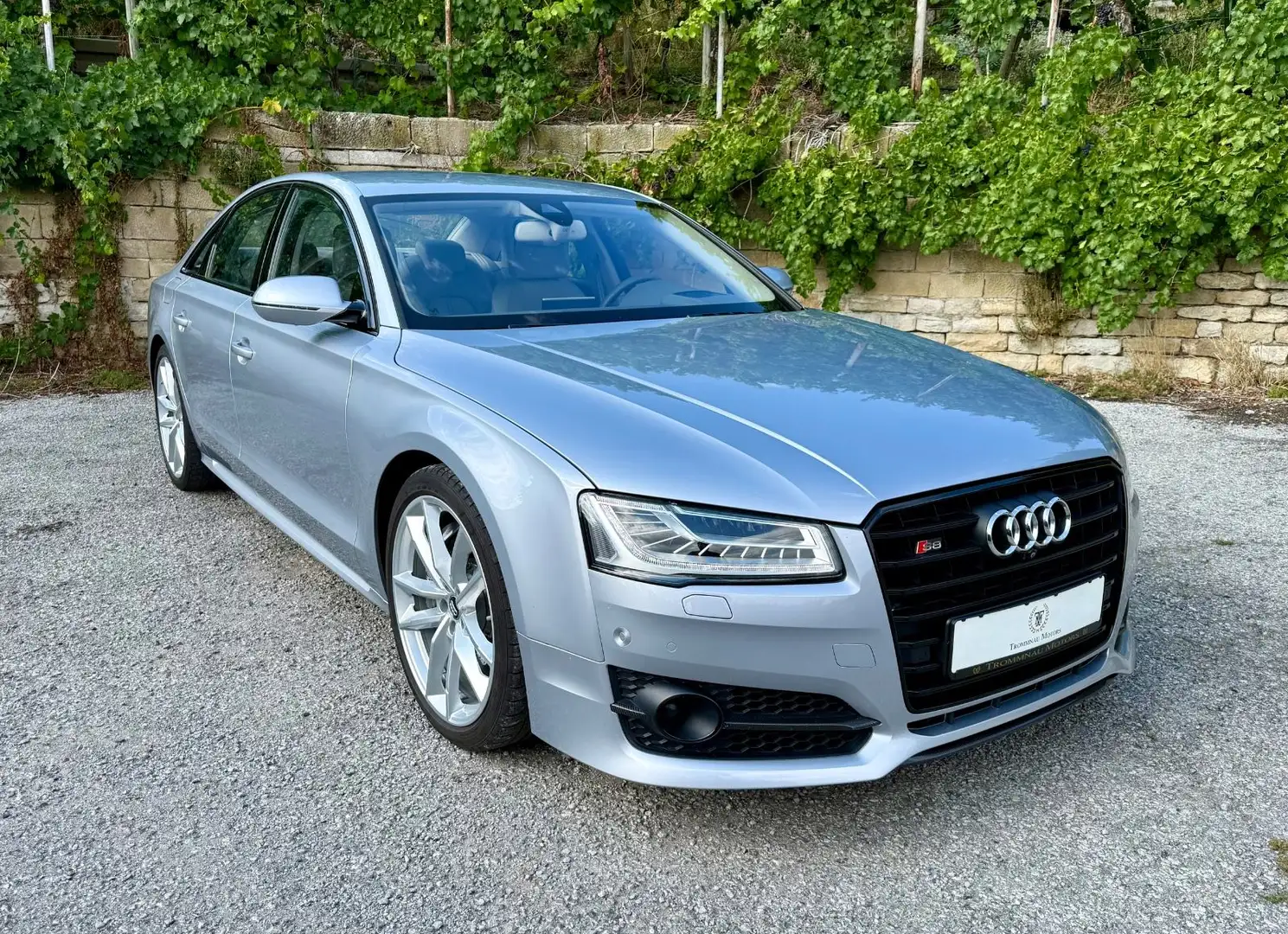 Audi S8 4.0 TFSI quattro plus, HuD, SportAGA, Carbon! Silber - 1