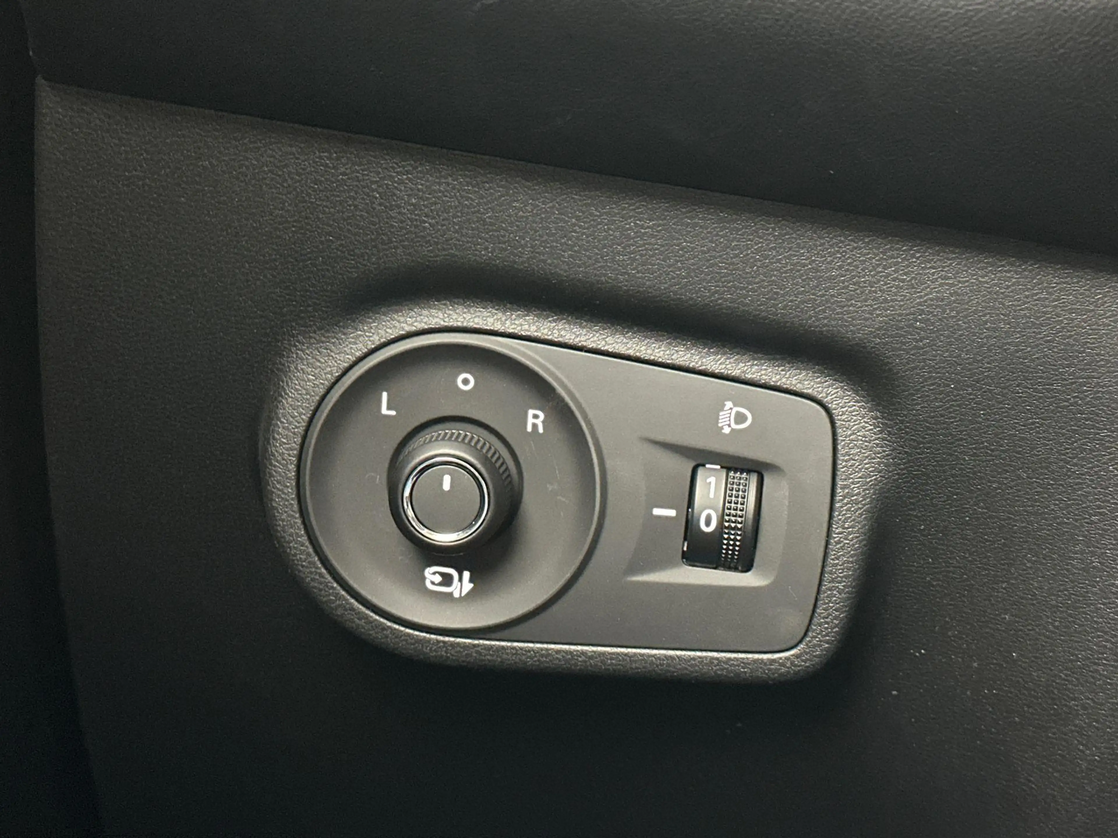 MG ZS 1.5 Hybrid+ Aut. Luxury | Navi | ACC | ECC | Stoel — photo 12