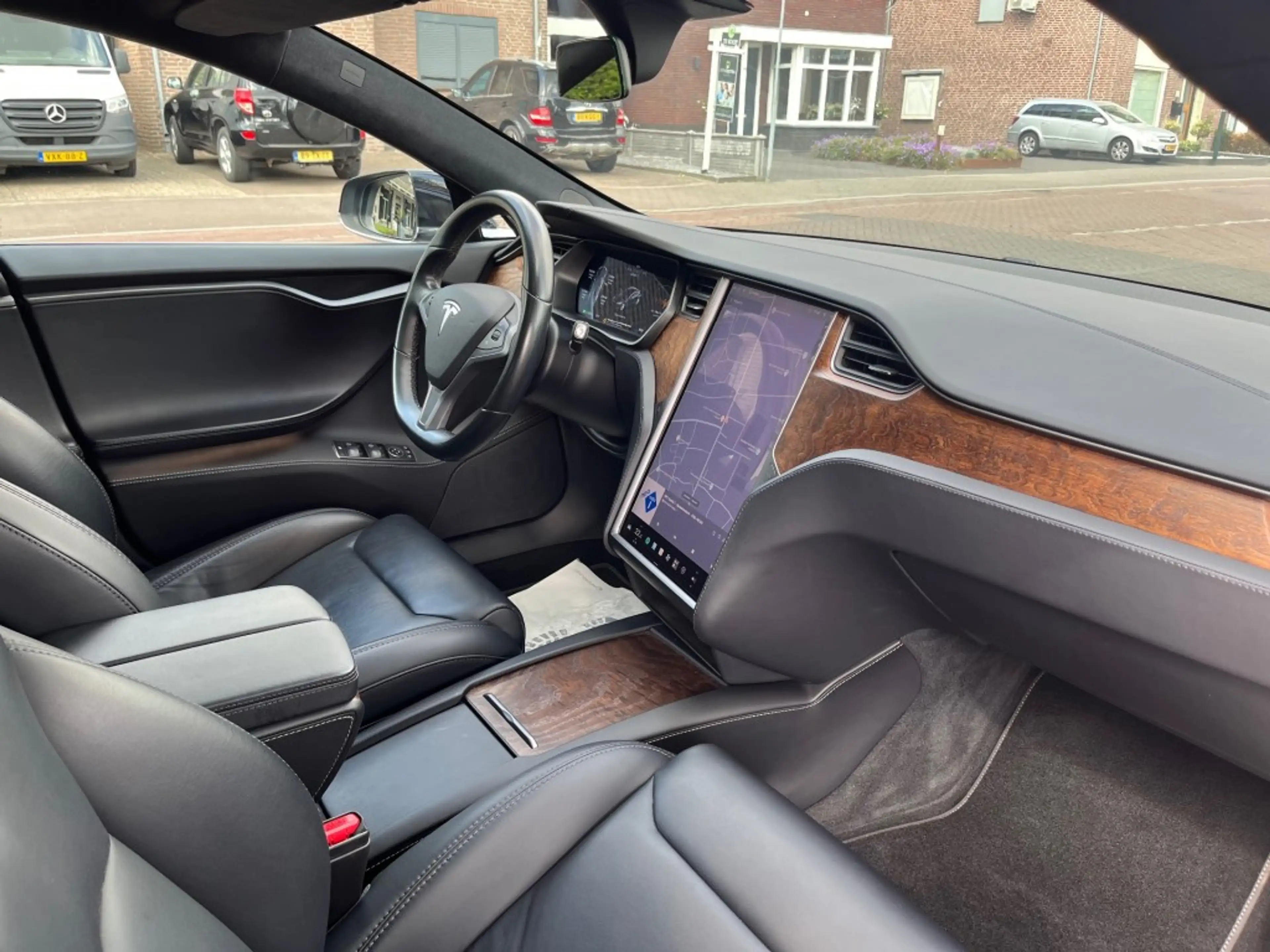Tesla Model S 100D — photo 2