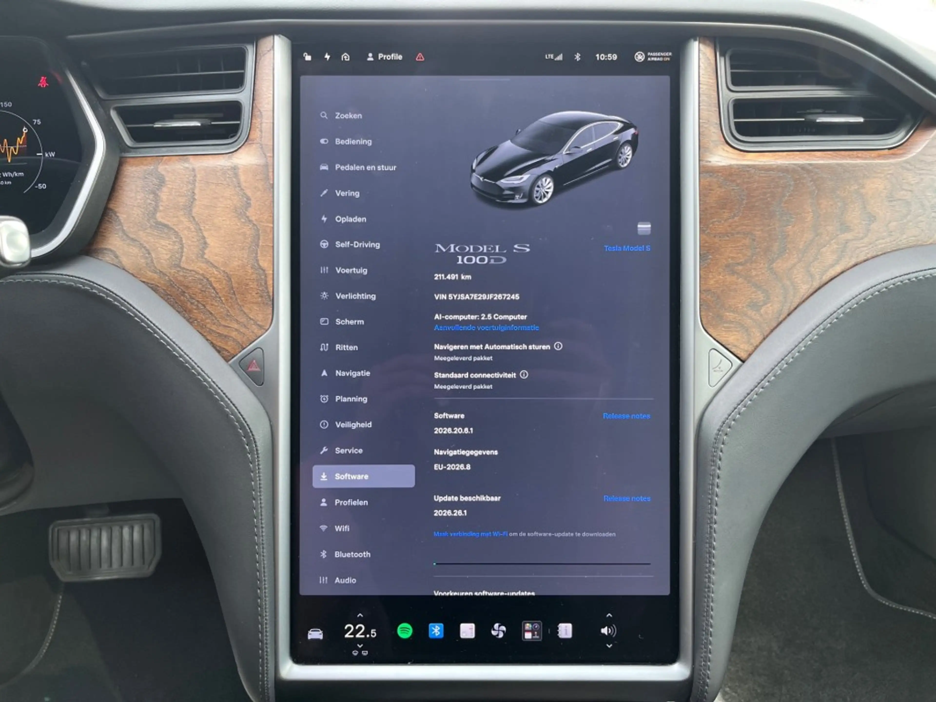 Tesla Model S 100D — photo 13