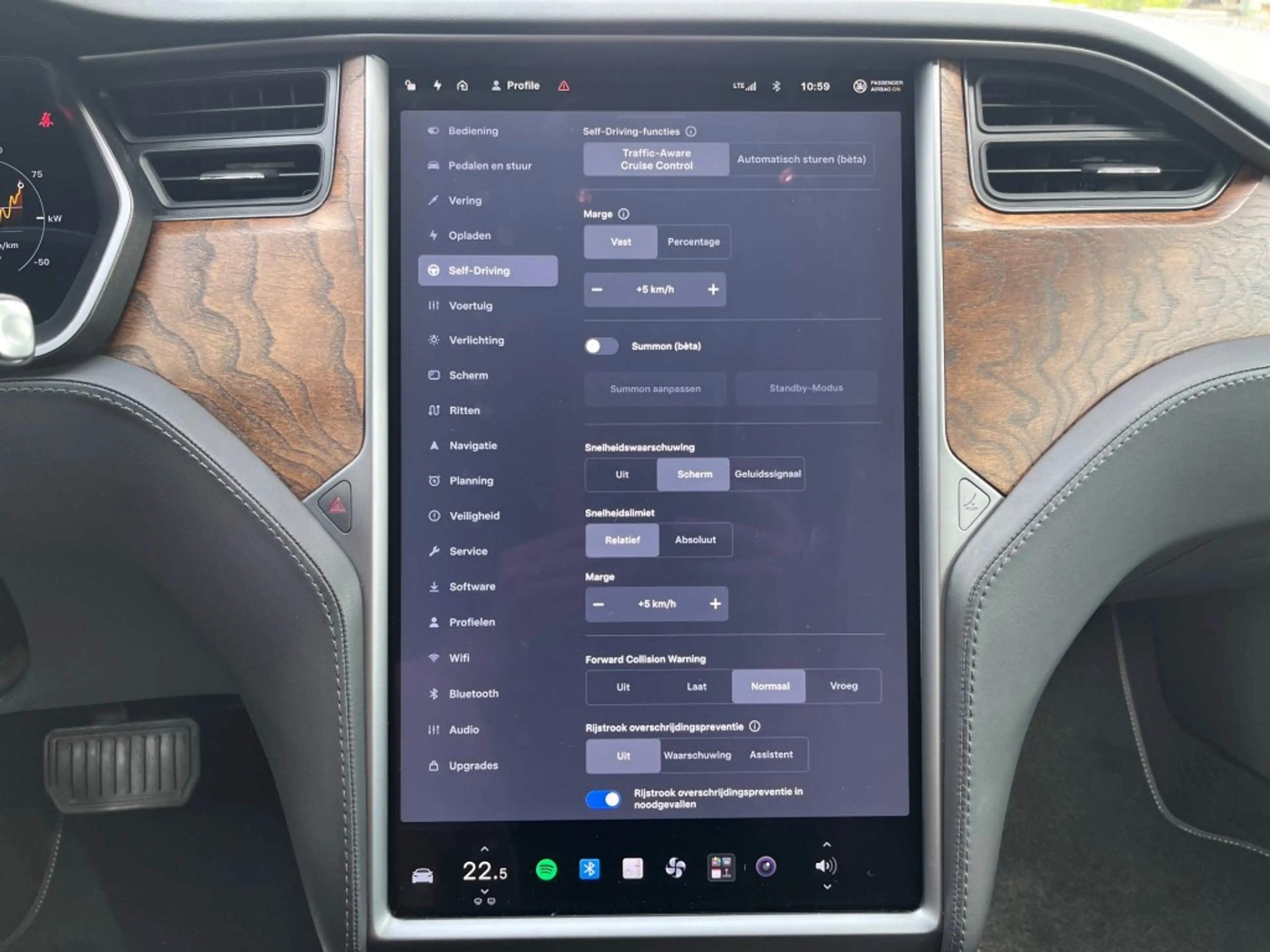 Tesla Model S 100D — photo 14