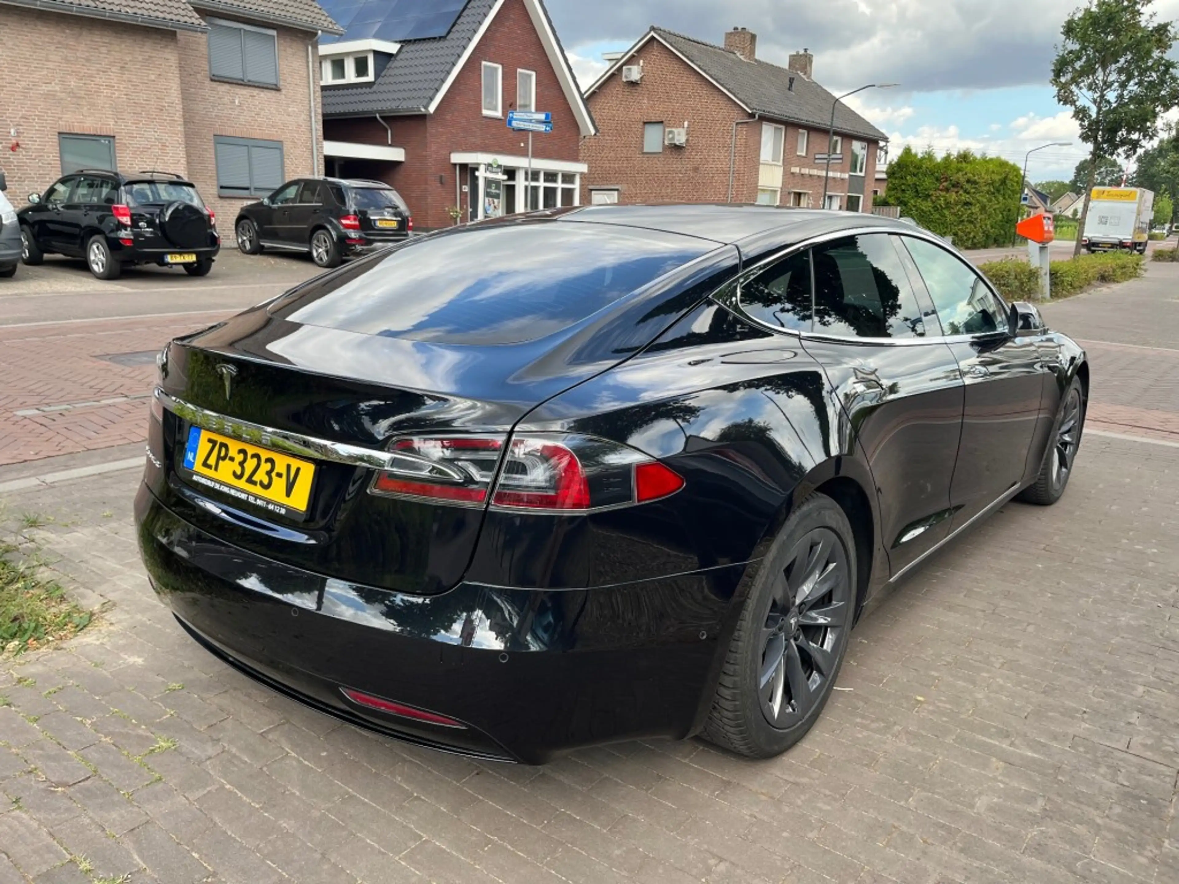 Tesla Model S 100D — photo 6