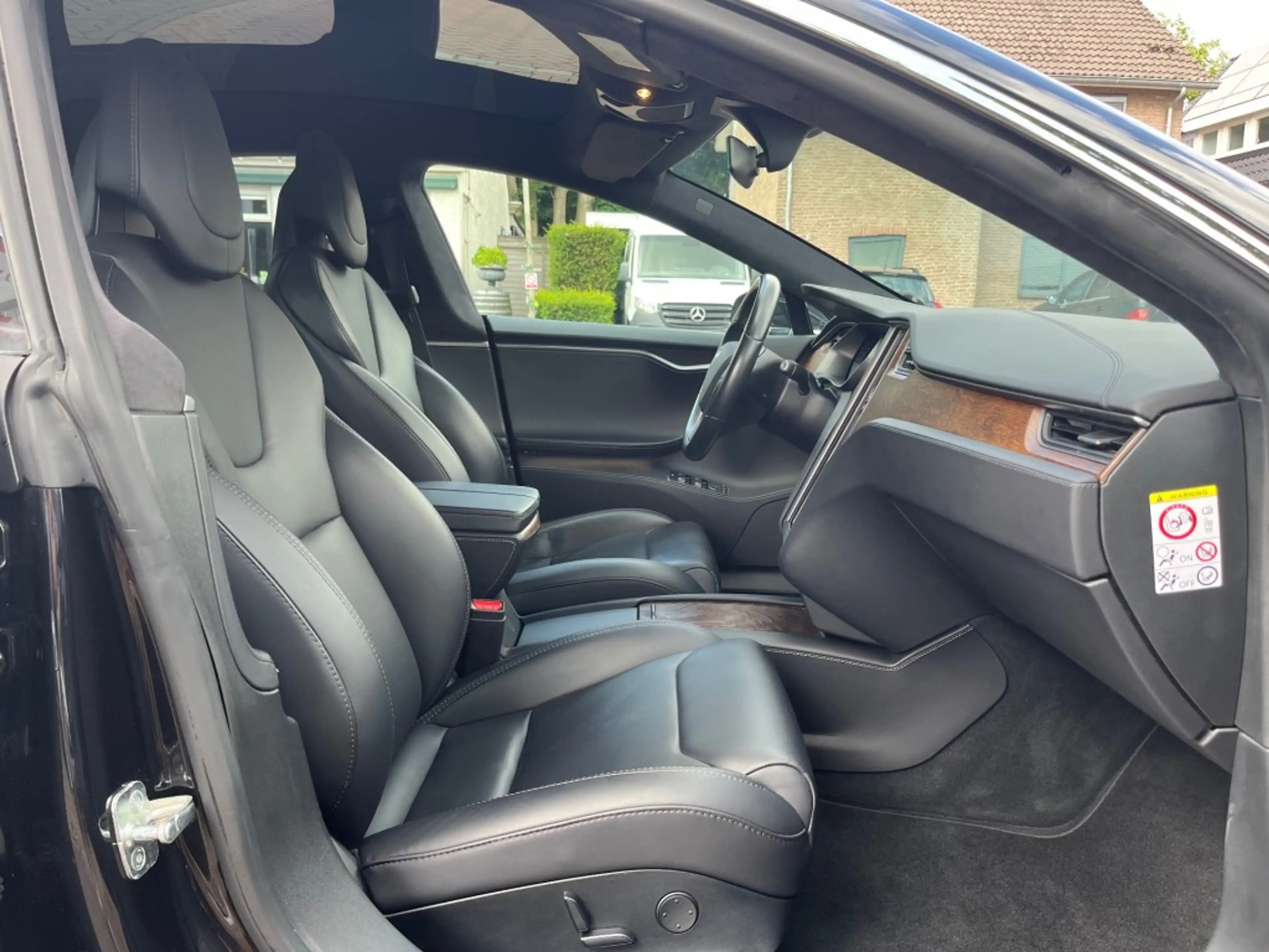 Tesla Model S 100D — photo 7