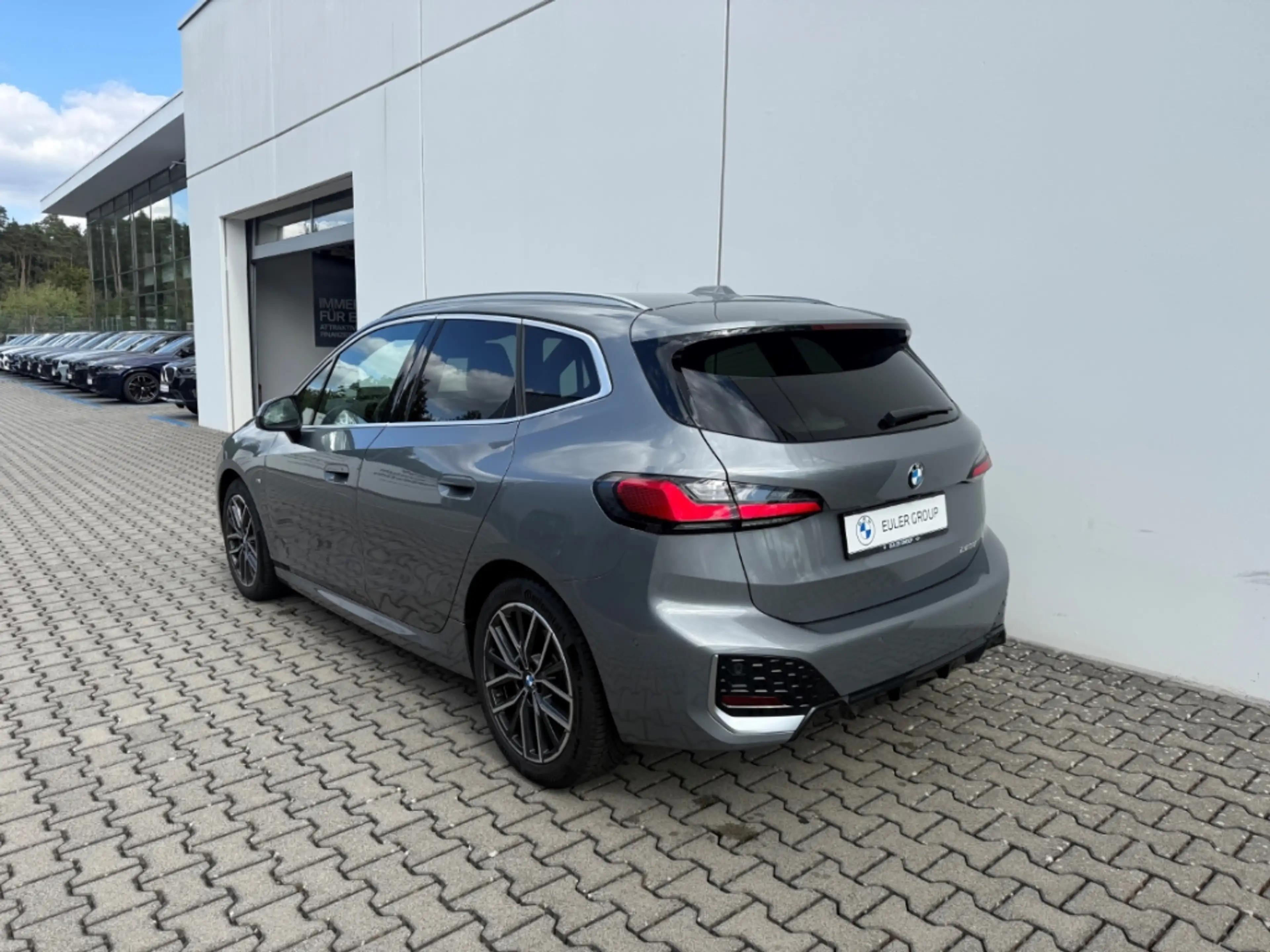 BMW 223 Active Tourer iA M Sportpaket AHK-klappbar Navi Le — photo 4
