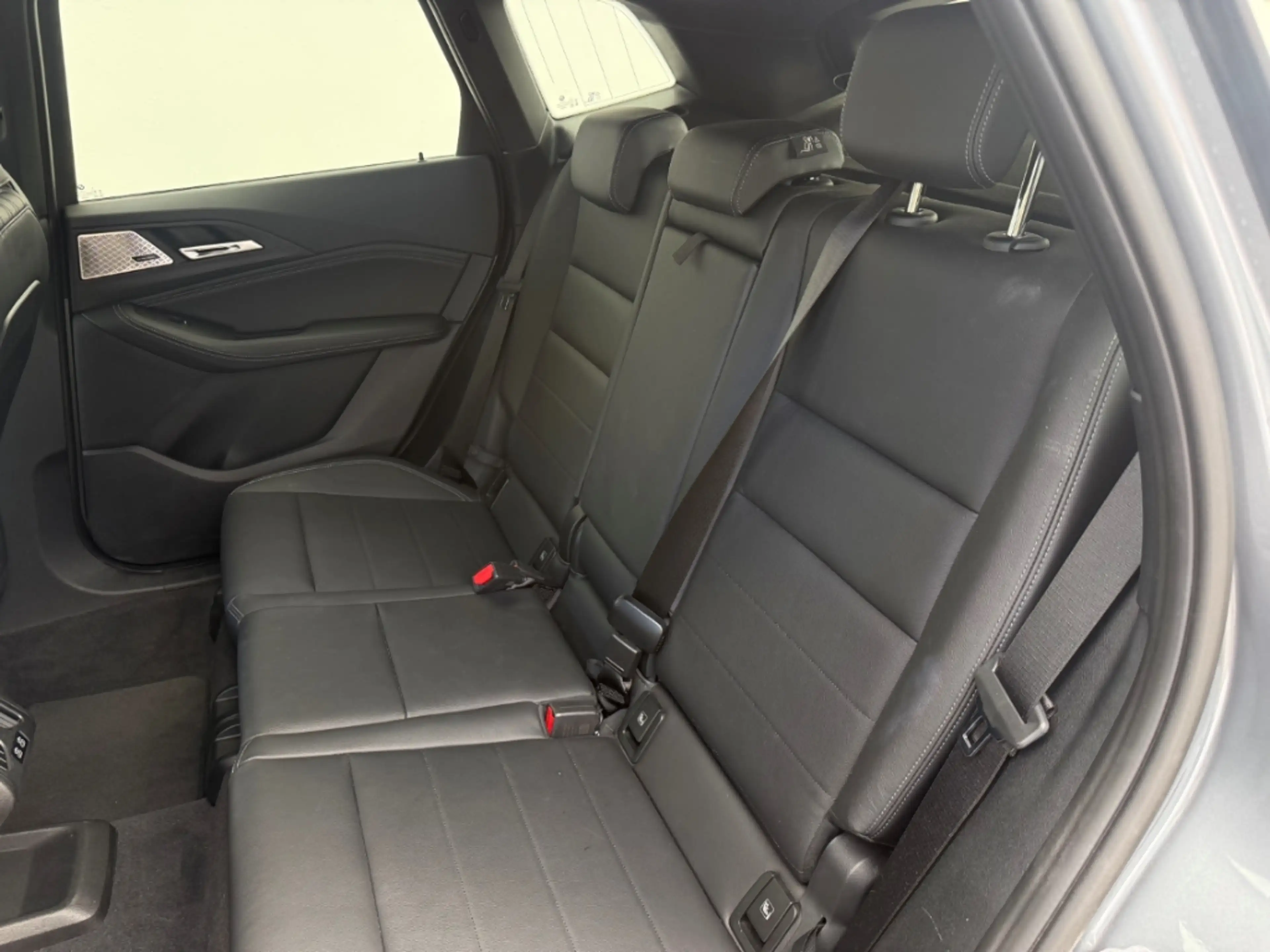 BMW 223 Active Tourer iA M Sportpaket AHK-klappbar Navi Le — photo 11