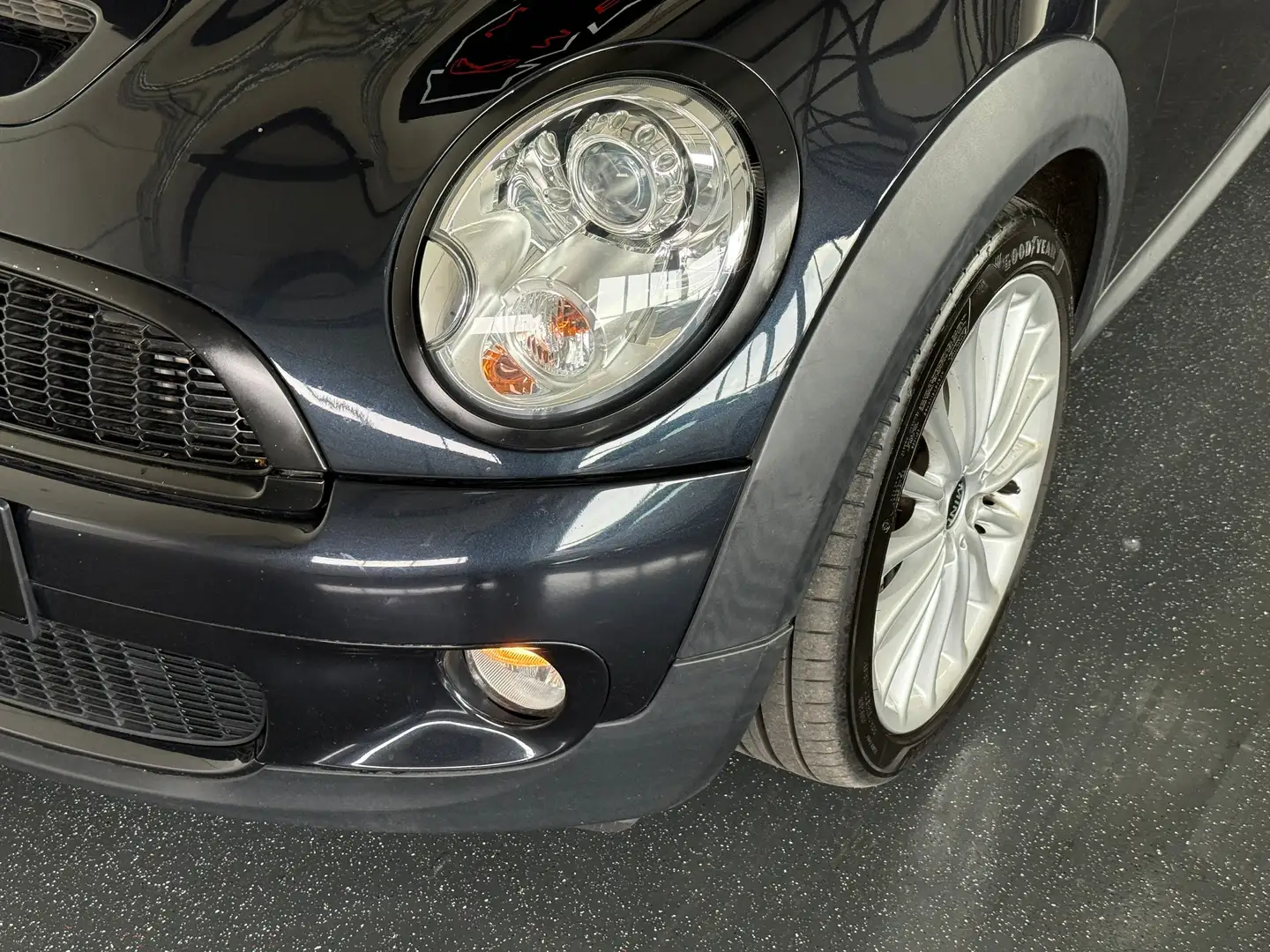 MINI One Cooper S R56 Austrian Chili Aut. Tausch Finanzieru Schwarz - 2
