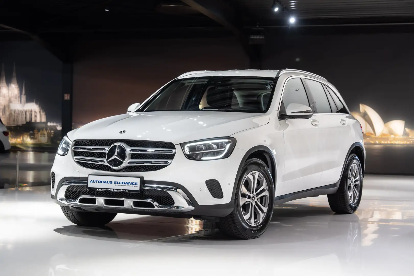 Mercedes-Benz GLC 300 d 4Matic*EXCL-INT*1.HAND*HIGH-LED*KAMERA Blanc - 1