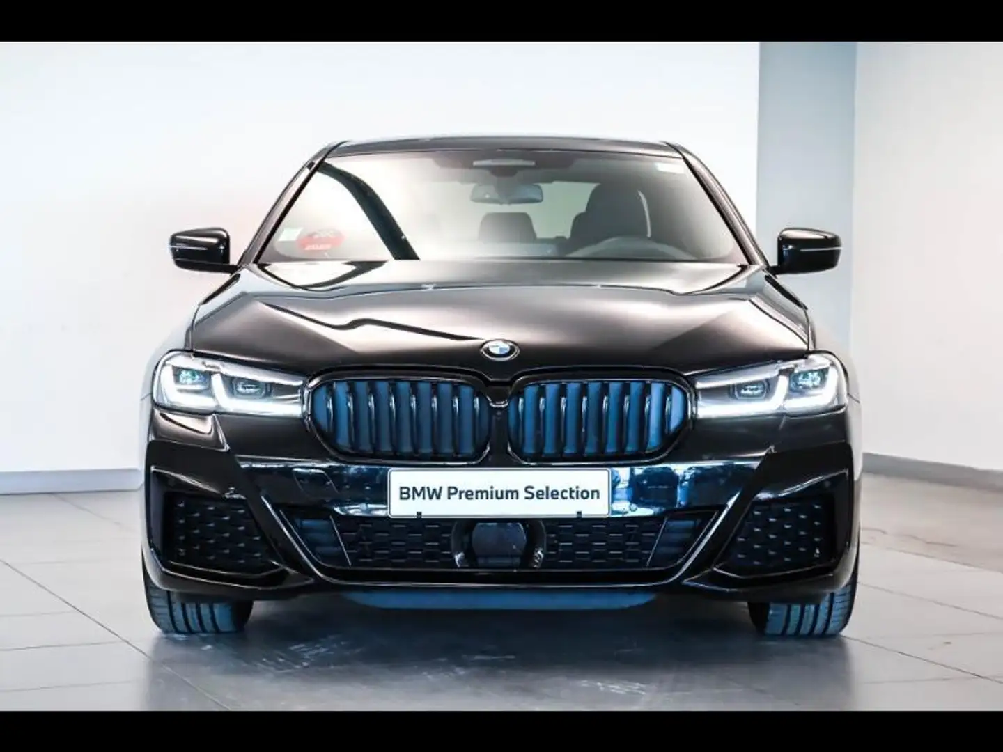 BMW 545 545eA xDrive 394ch M Sport Steptronic Noir - 2