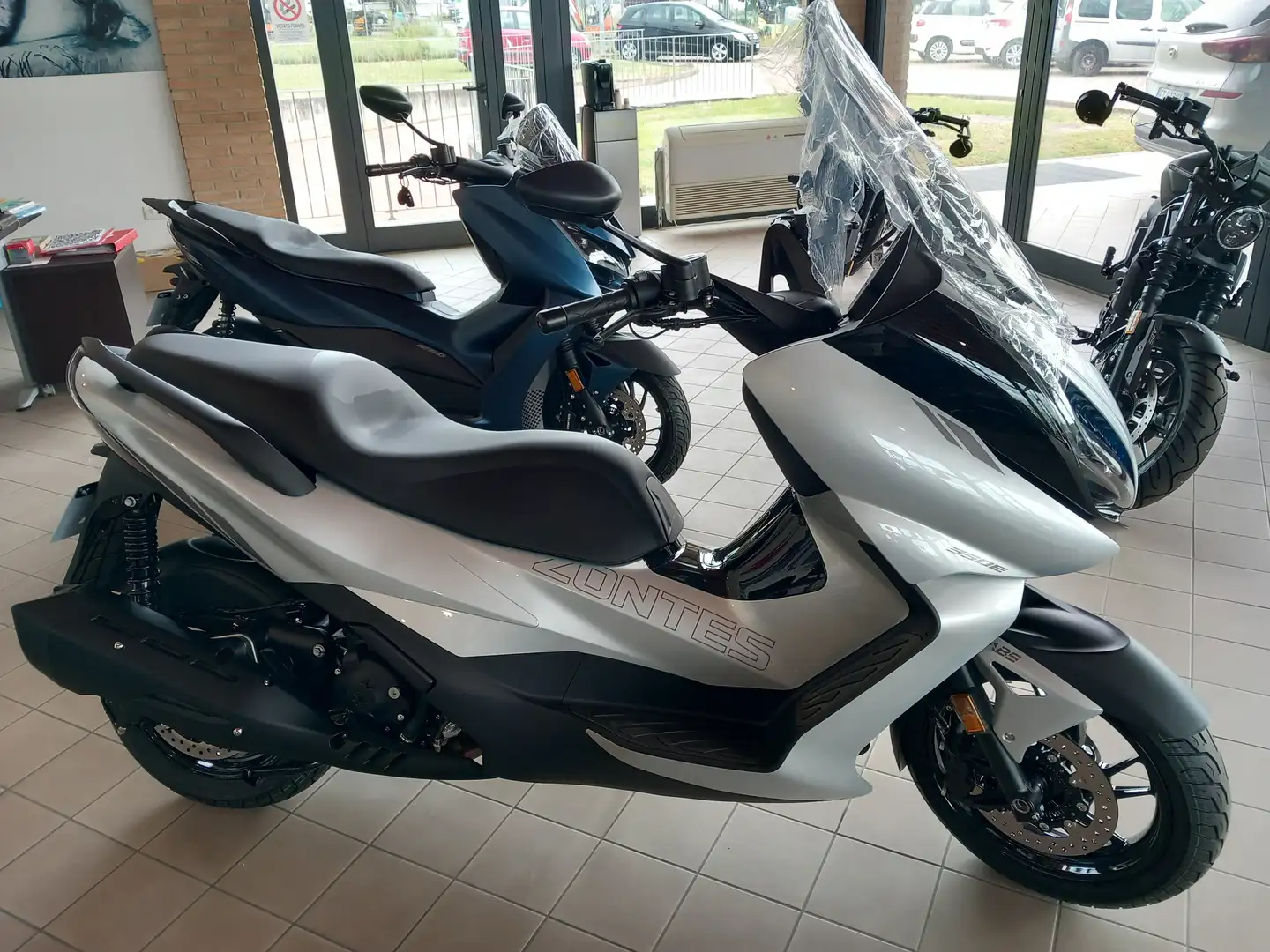 Zontes 350 E nuovo da immatricolare Silber - 2