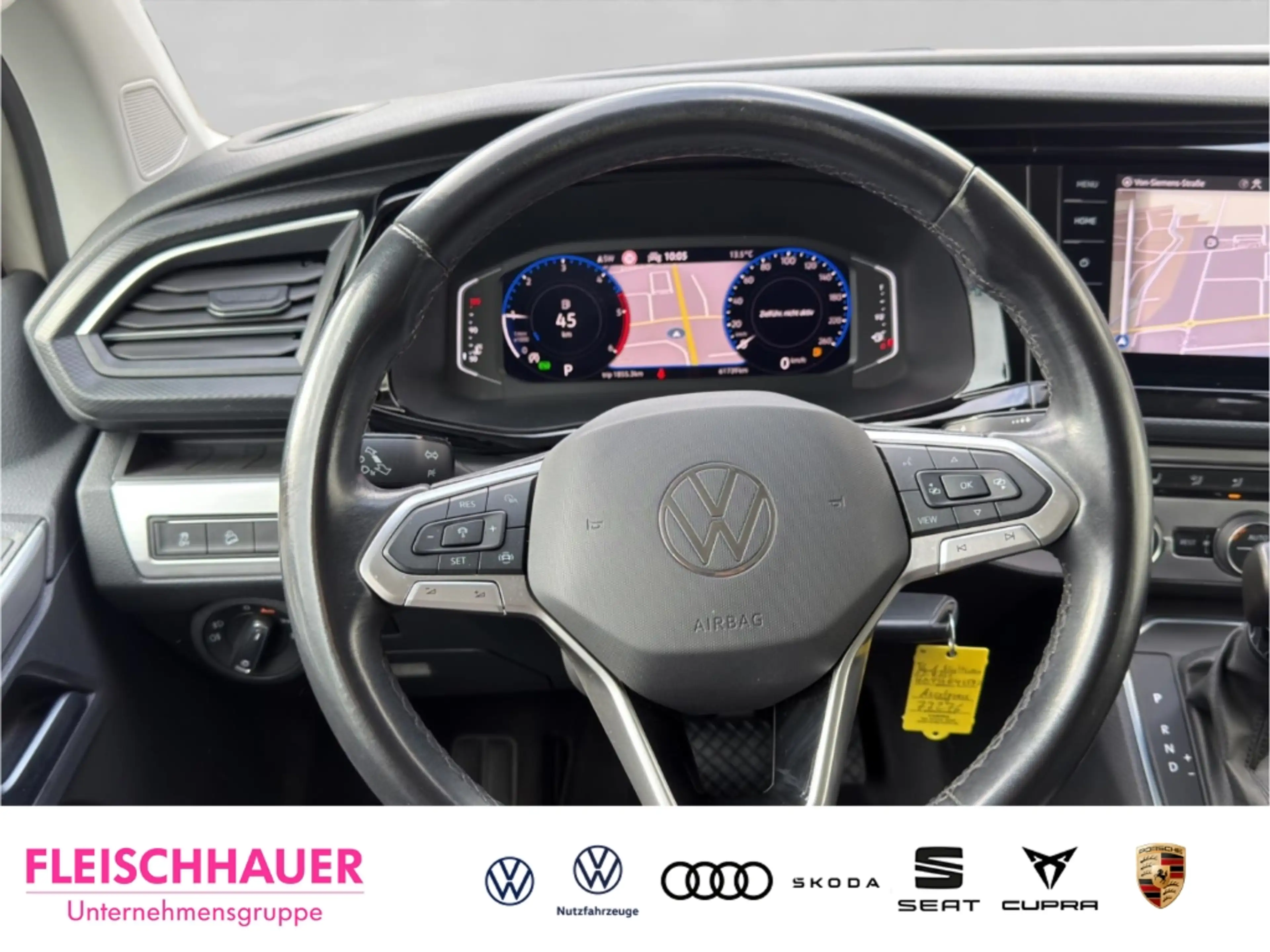 Volkswagen T6.1 Multivan 2,0 TDI 4MOTION AHK+Navi+StHz+Leder+ACC+RK+PDC-Plu — photo 8
