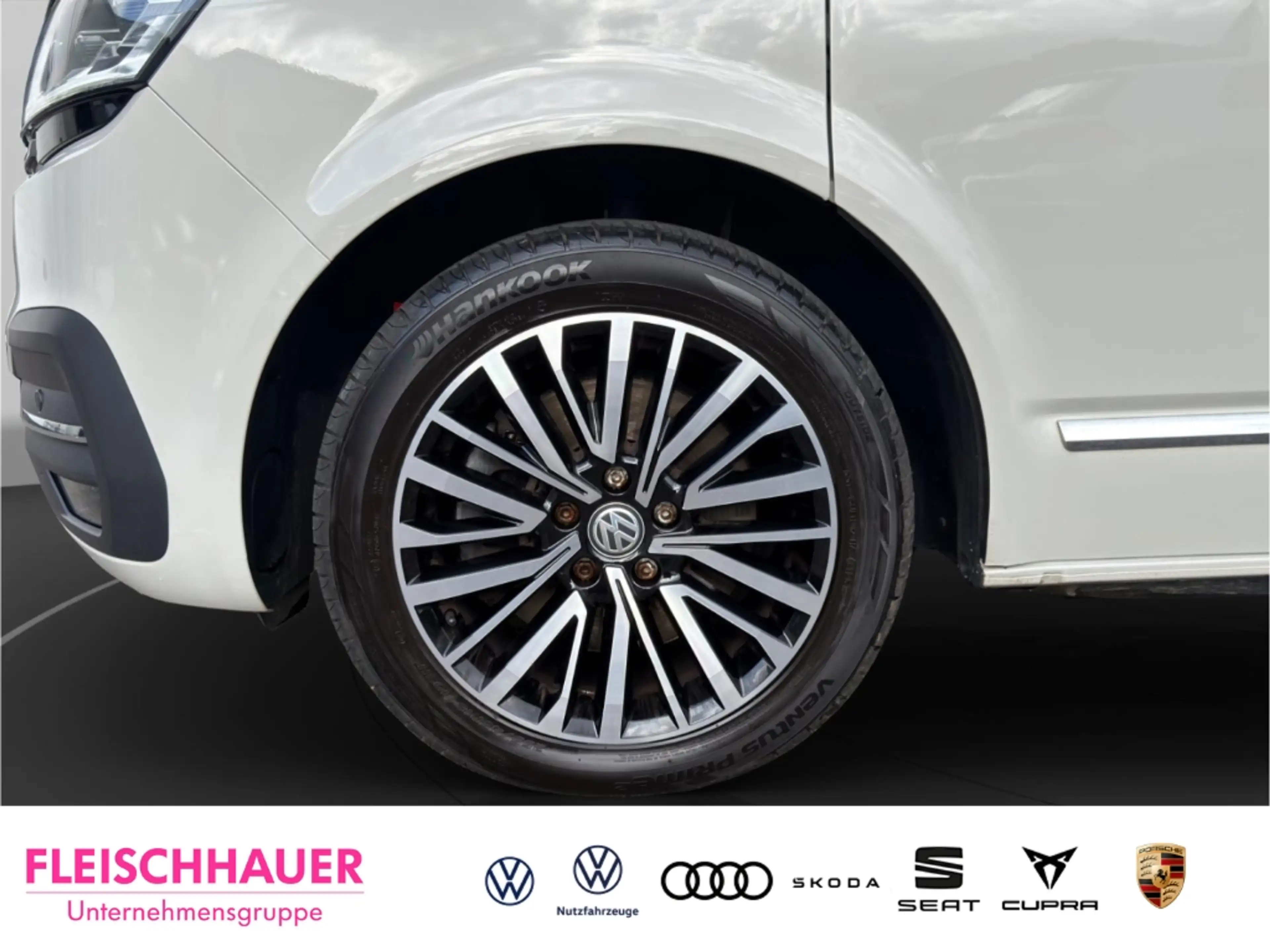 Volkswagen T6.1 Multivan 2,0 TDI 4MOTION AHK+Navi+StHz+Leder+ACC+RK+PDC-Plu — photo 16