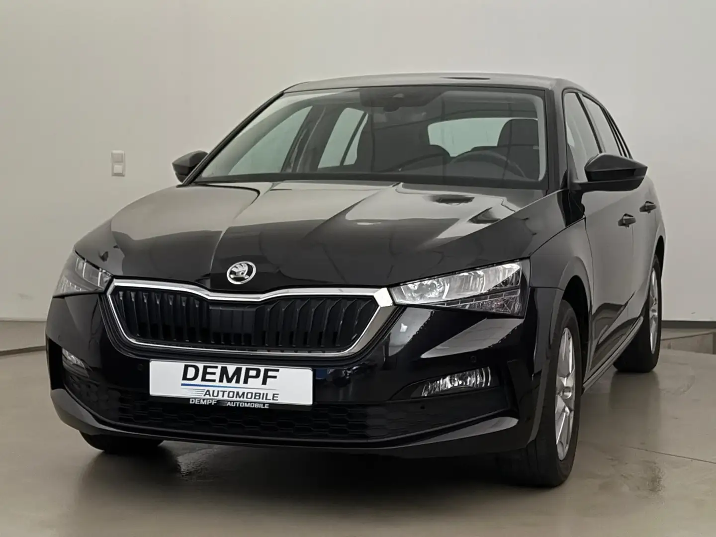 Skoda Scala Ambition*Navi*LED*CarPlay*SHZ*PDC*1. Hand* Schwarz - 1