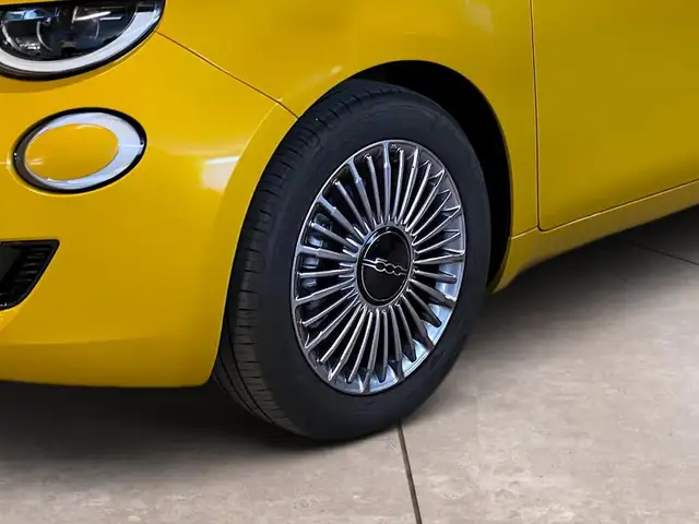 Fiat 500 view 15