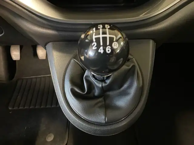 Fiat 500 view 11