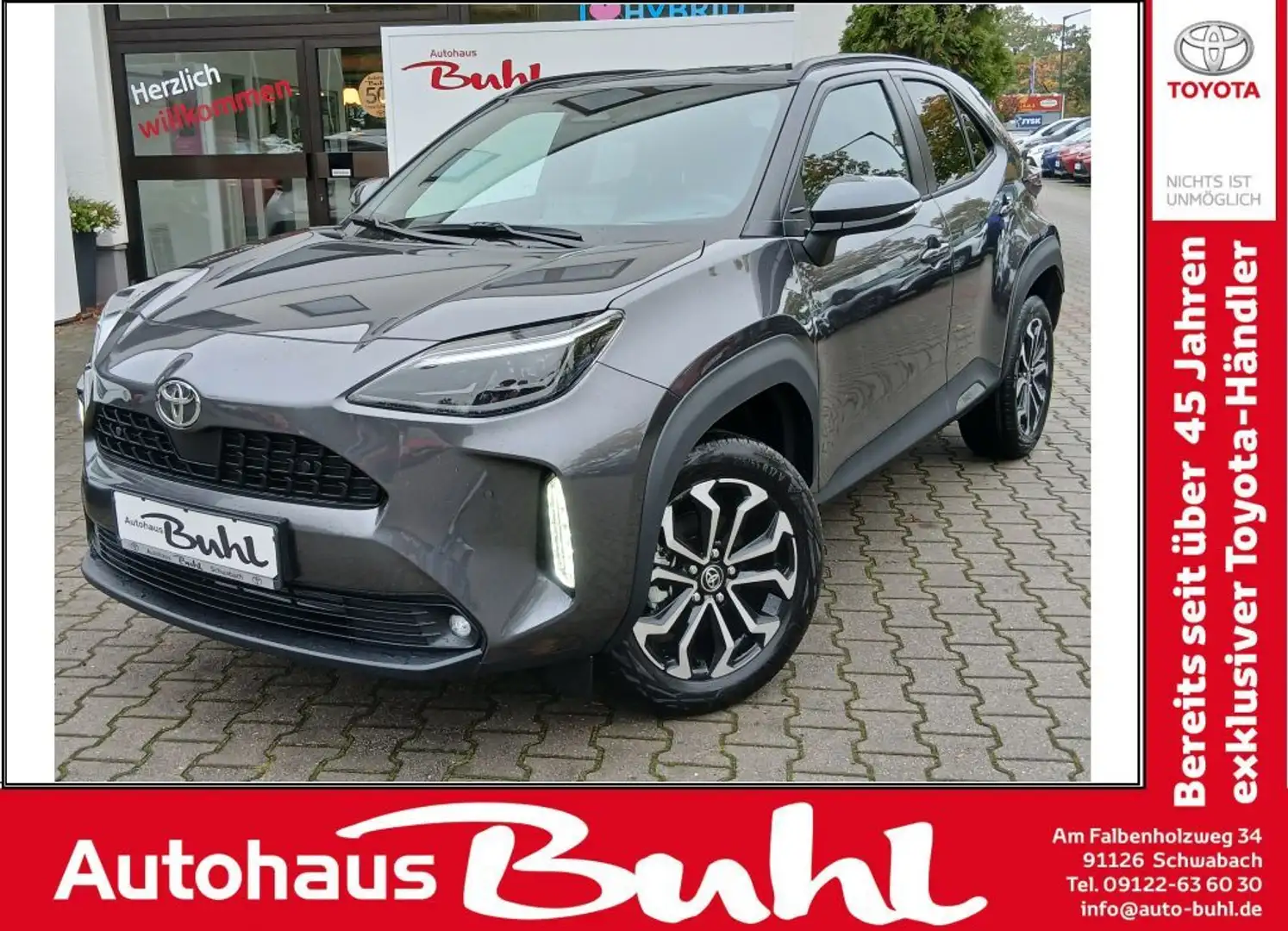 Toyota Yaris Cross Hybrid 130 1.5 VVT-i Teamplayer* m. Safety+Winter Grau - 1
